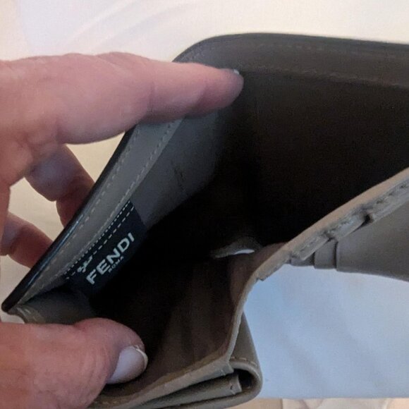 Fendi Neutral Leather F Bifold Wallet - Picture 5 of 10